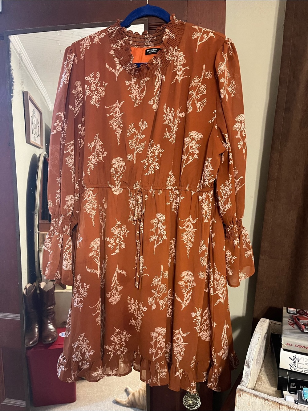 SHEIN Rust Floral Print Mini Dress with Cream Botanicals